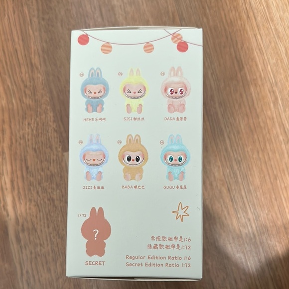 Pop Mart Labubu 'Have A Seat' Figure - Picture 2 of 5